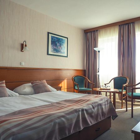 Hotel Panorama Балатондьёрёк Экстерьер фото
