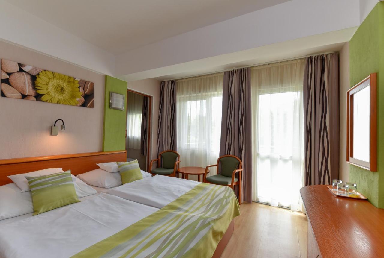 Hotel Panorama Балатондьёрёк Экстерьер фото
