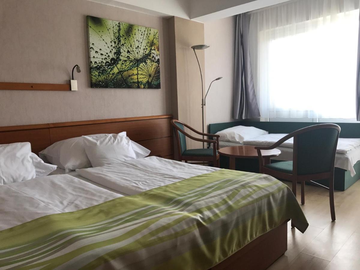 Hotel Panorama Балатондьёрёк Экстерьер фото