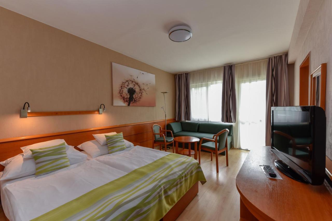 Hotel Panorama Балатондьёрёк Экстерьер фото