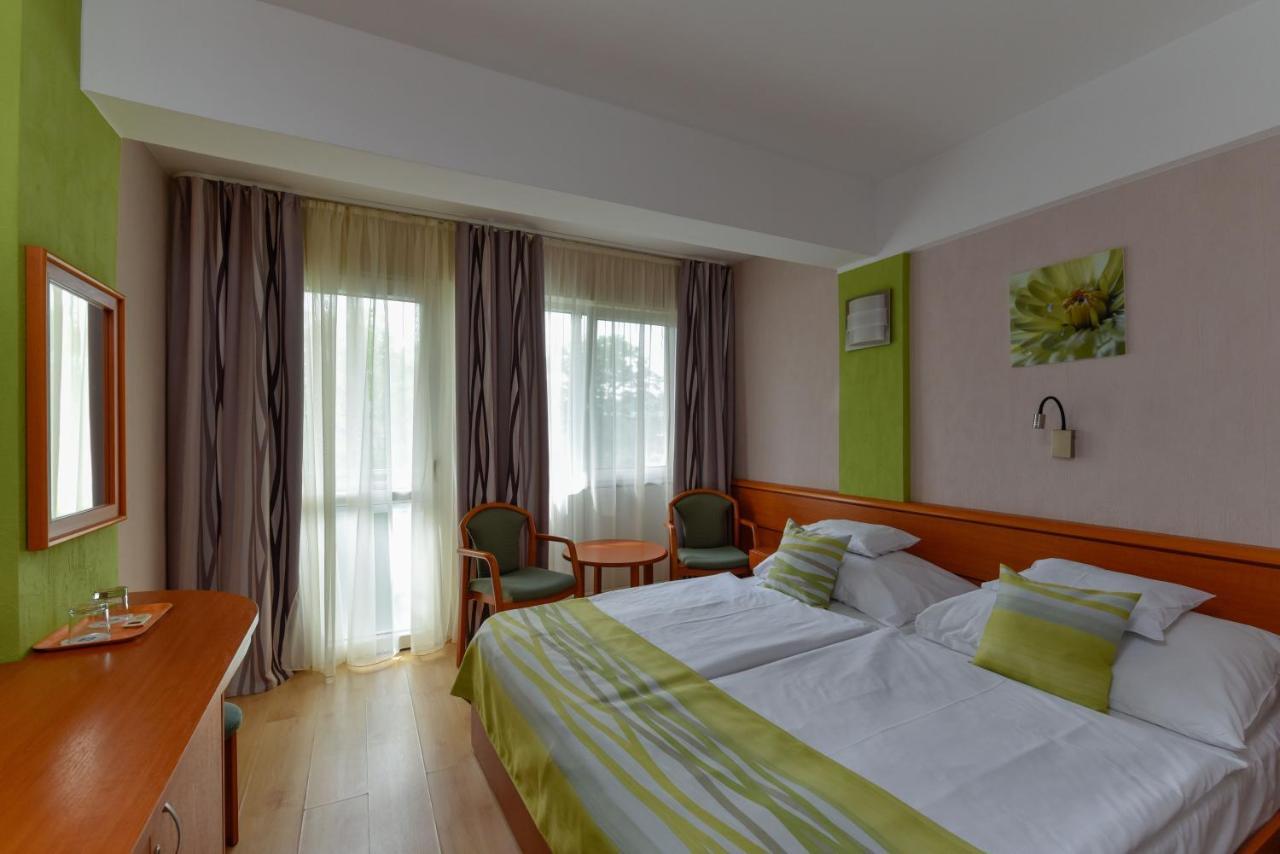 Hotel Panorama Балатондьёрёк Экстерьер фото